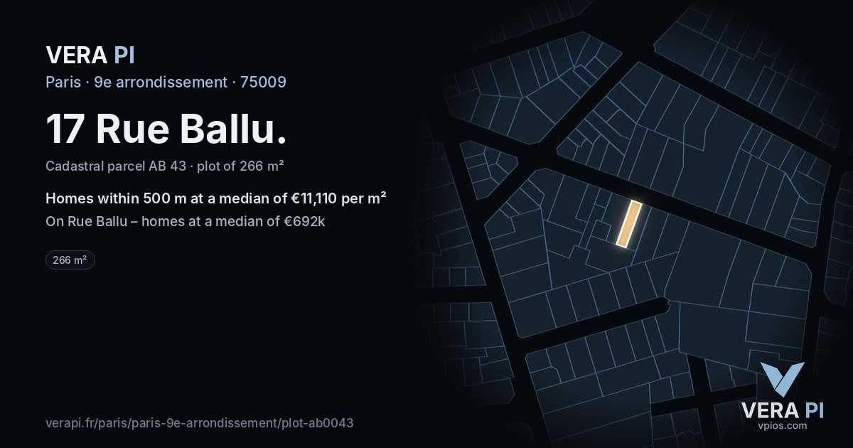 17 Rue Ballu, 9e arrondissement at night – the plot lit, the parcels around coloured by the prices near them