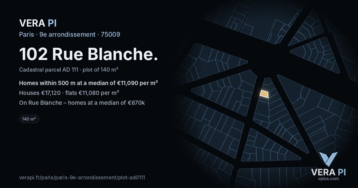 102 Rue Blanche, 9e arrondissement at night – the plot lit, the parcels around coloured by the prices near them