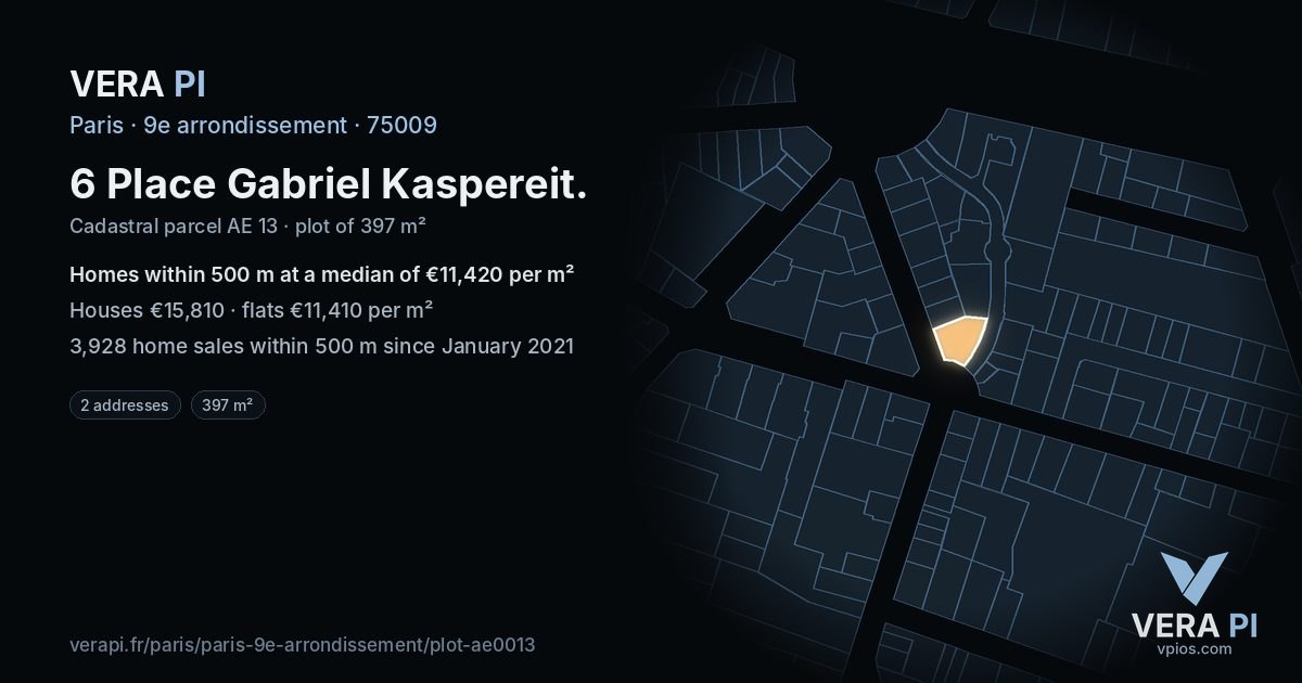 6 Place Gabriel Kaspereit, 9e arrondissement at night – the plot lit, the parcels around coloured by the prices near them