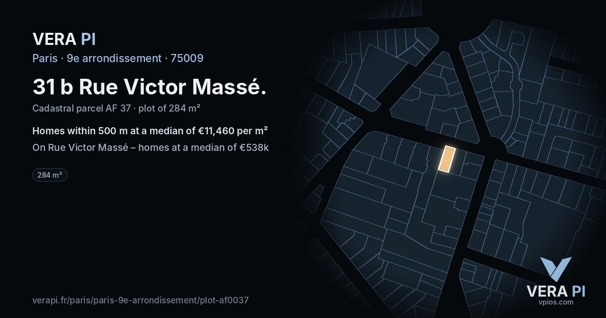 31 b Rue Victor Massé, 9e arrondissement at night – the plot lit, the parcels around coloured by the prices near them