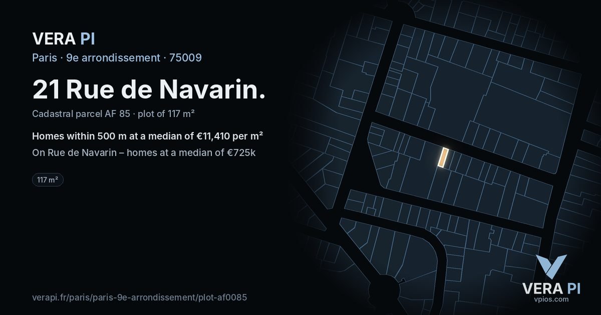 21 Rue de Navarin, 9e arrondissement at night – the plot lit, the parcels around coloured by the prices near them