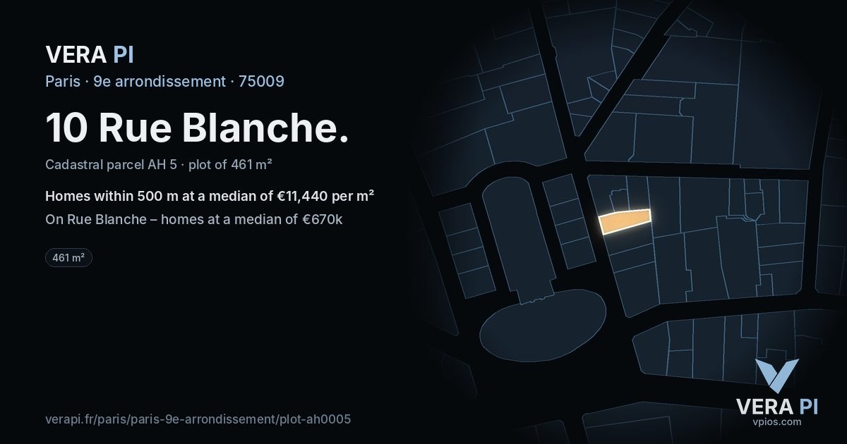 10 Rue Blanche, 9e arrondissement at night – the plot lit, the parcels around coloured by the prices near them