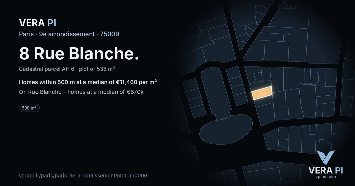 8 Rue Blanche, 9e arrondissement at night – the plot lit, the parcels around coloured by the prices near them