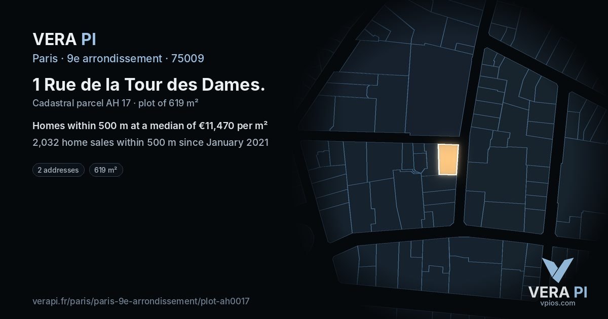 1 Rue de la Tour des Dames, 9e arrondissement at night – the plot lit, the parcels around coloured by the prices near them