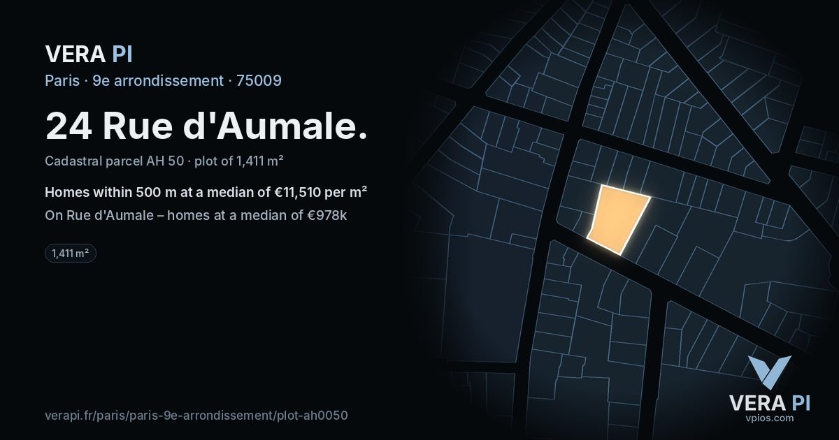 24 Rue d'Aumale, 9e arrondissement at night – the plot lit, the parcels around coloured by the prices near them