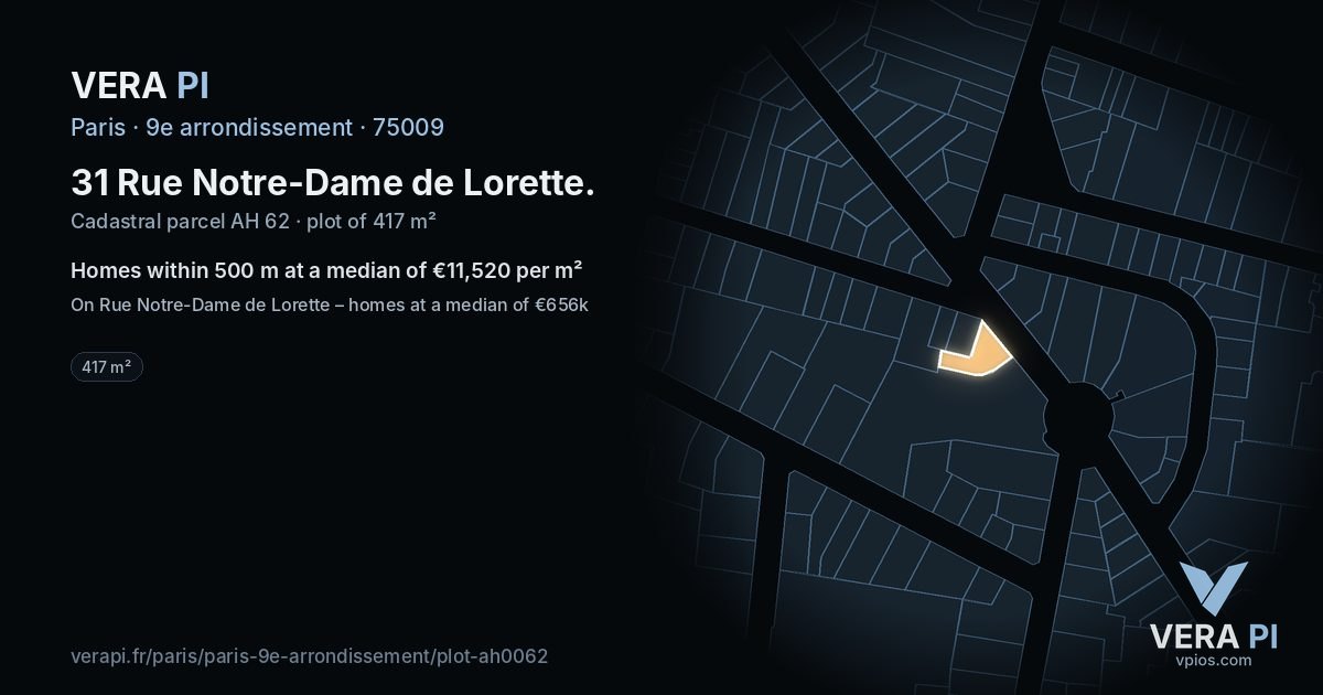 31 Rue Notre-Dame de Lorette, 9e arrondissement at night – the plot lit, the parcels around coloured by the prices near them