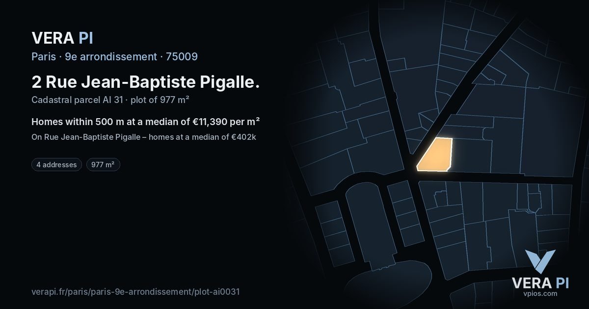 2 Rue Jean-Baptiste Pigalle, 9e arrondissement at night – the plot lit, the parcels around coloured by the prices near them