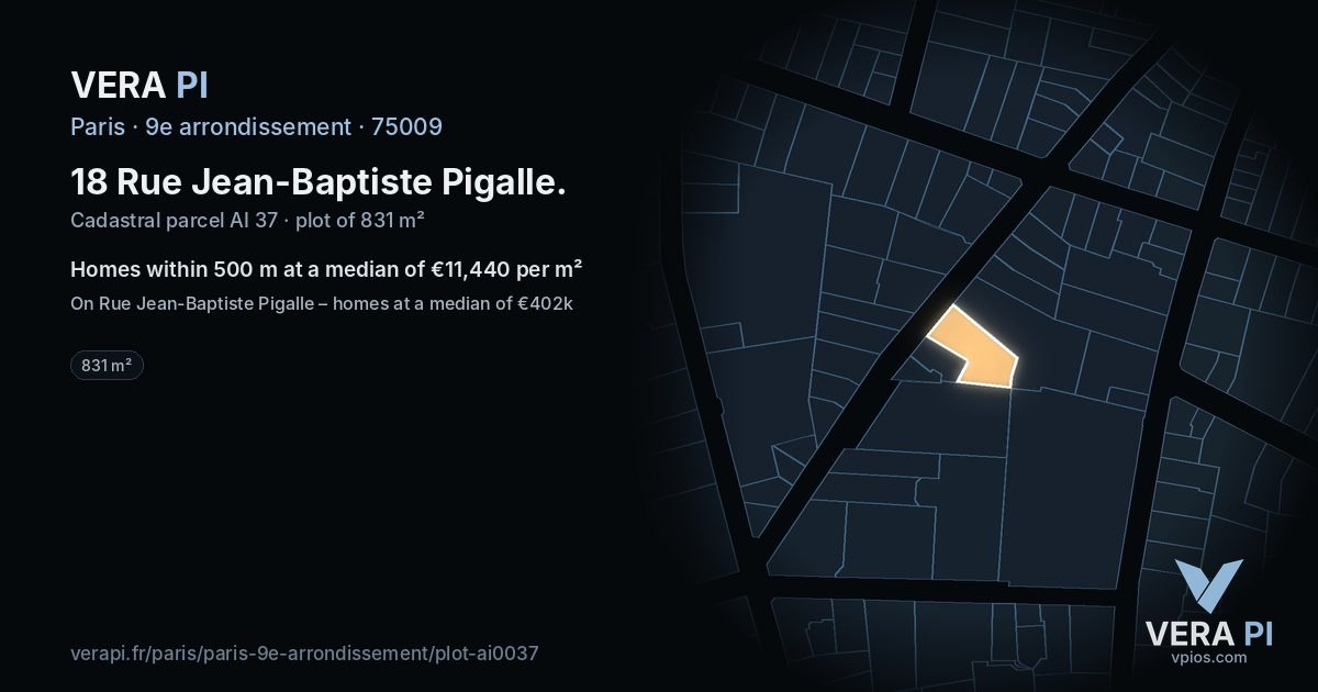18 Rue Jean-Baptiste Pigalle, 9e arrondissement at night – the plot lit, the parcels around coloured by the prices near them