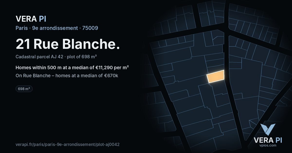 21 Rue Blanche, 9e arrondissement at night – the plot lit, the parcels around coloured by the prices near them