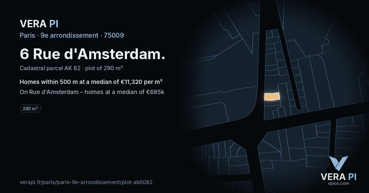 6 Rue d'Amsterdam, 9e arrondissement at night – the plot lit, the parcels around coloured by the prices near them