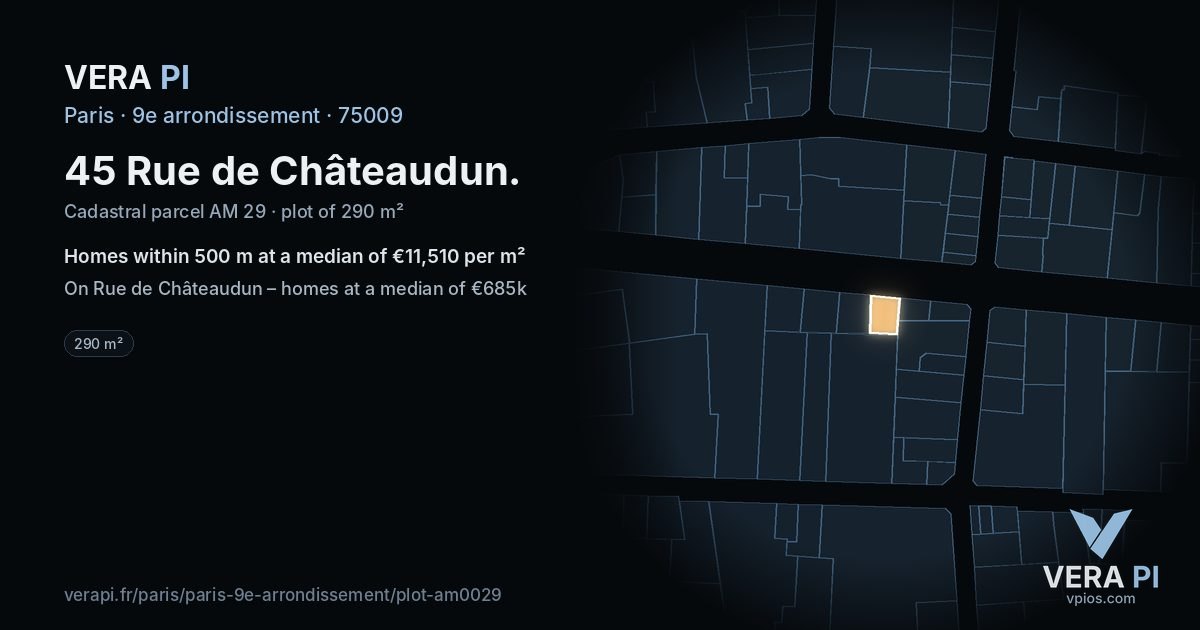 45 Rue de Châteaudun, 9e arrondissement at night – the plot lit, the parcels around coloured by the prices near them