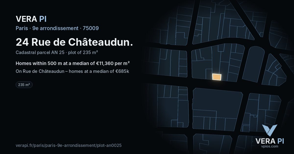 24 Rue de Châteaudun, 9e arrondissement at night – the plot lit, the parcels around coloured by the prices near them