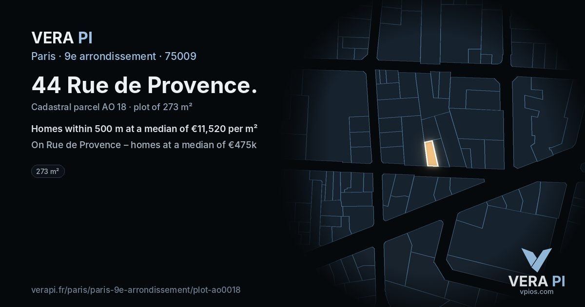 44 Rue de Provence, 9e arrondissement at night – the plot lit, the parcels around coloured by the prices near them