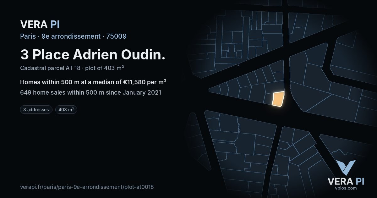 3 Place Adrien Oudin, 9e arrondissement at night – the plot lit, the parcels around coloured by the prices near them