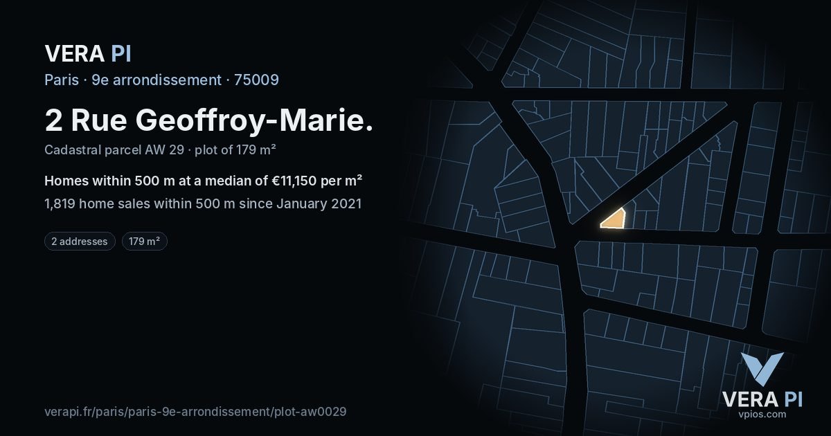 2 Rue Geoffroy-Marie, 9e arrondissement at night – the plot lit, the parcels around coloured by the prices near them