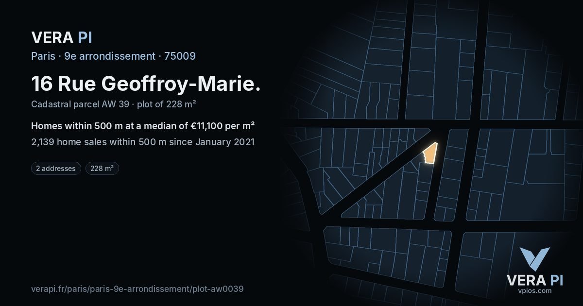 16 Rue Geoffroy-Marie, 9e arrondissement at night – the plot lit, the parcels around coloured by the prices near them