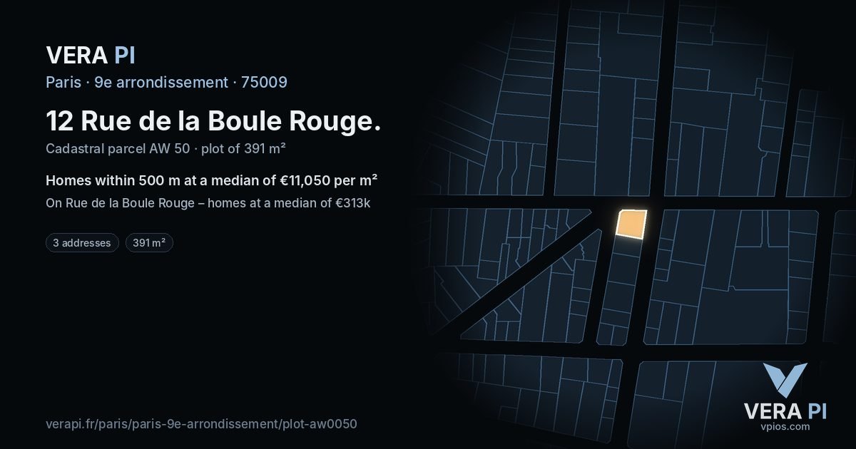 12 Rue de la Boule Rouge, 9e arrondissement at night – the plot lit, the parcels around coloured by the prices near them