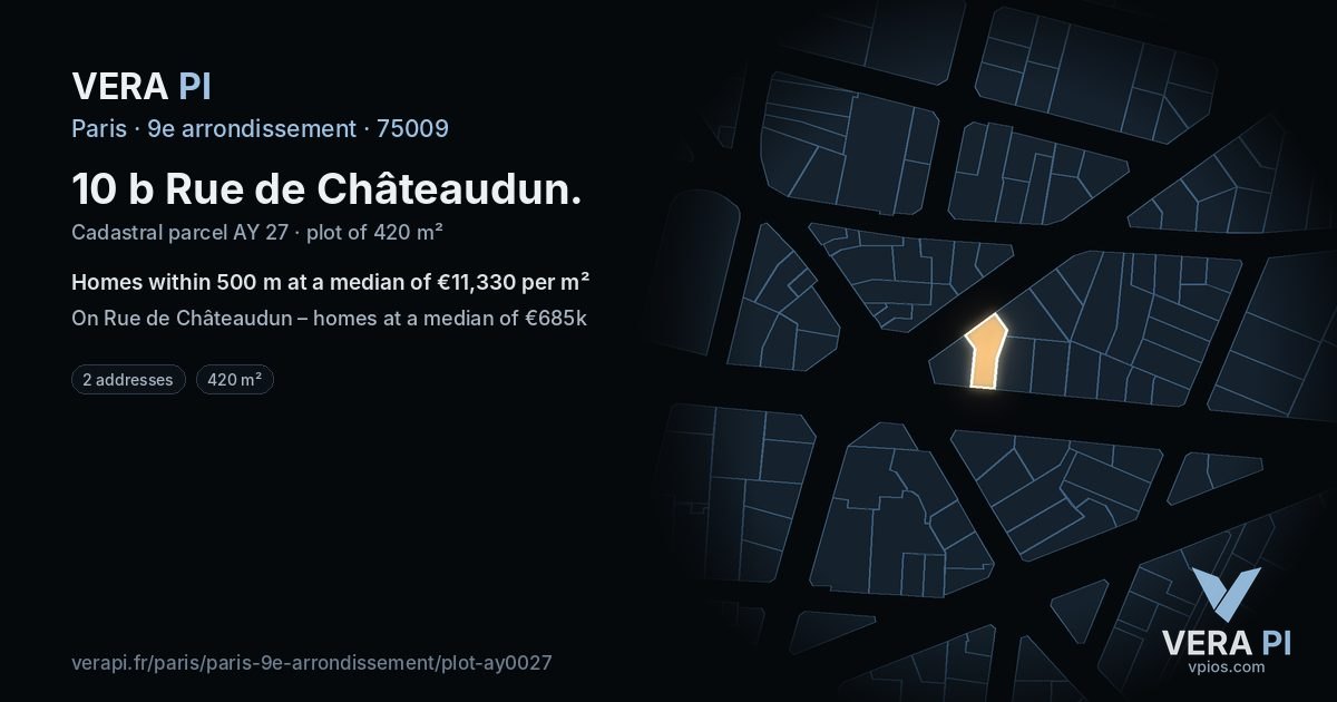 10 b Rue de Châteaudun, 9e arrondissement at night – the plot lit, the parcels around coloured by the prices near them