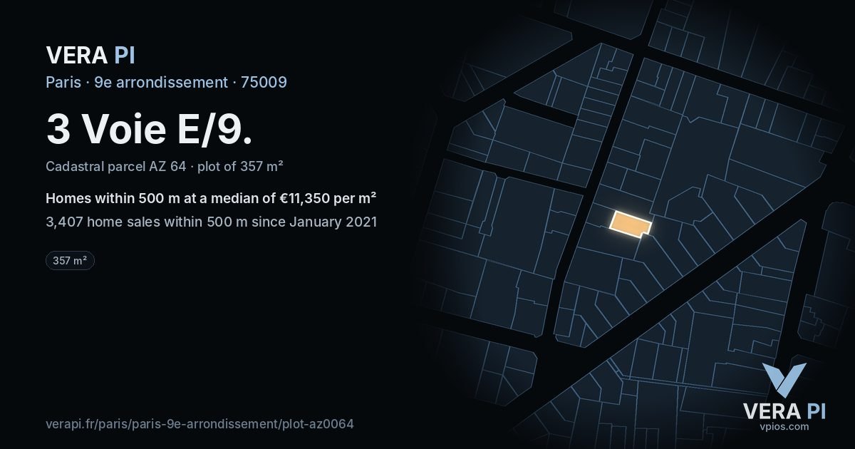 3 Voie E/9, 9e arrondissement at night – the plot lit, the parcels around coloured by the prices near them