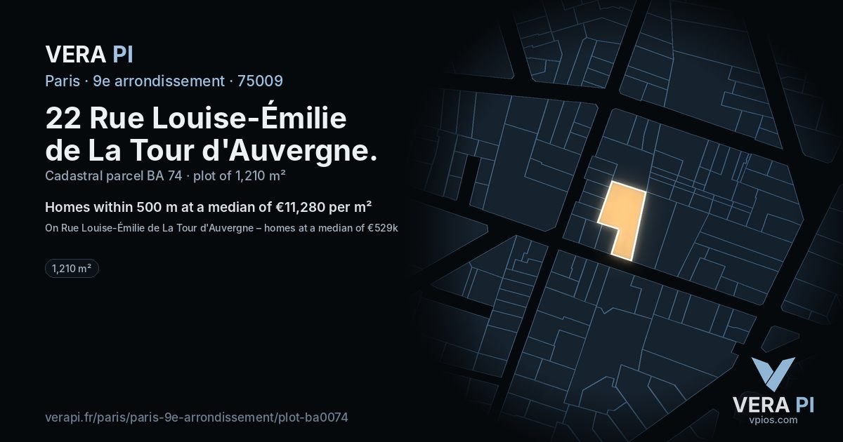 22 Rue Louise-Émilie de La Tour d'Auvergne, 9e arrondissement at night – the plot lit, the parcels around coloured by the prices near them