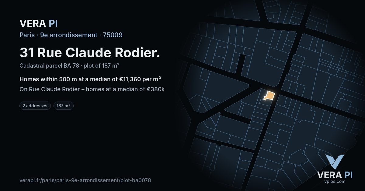 31 Rue Claude Rodier, 9e arrondissement at night – the plot lit, the parcels around coloured by the prices near them