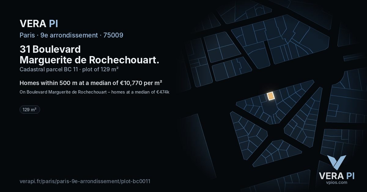 31 Boulevard Marguerite de Rochechouart, 9e arrondissement at night – the plot lit, the parcels around coloured by the prices near them