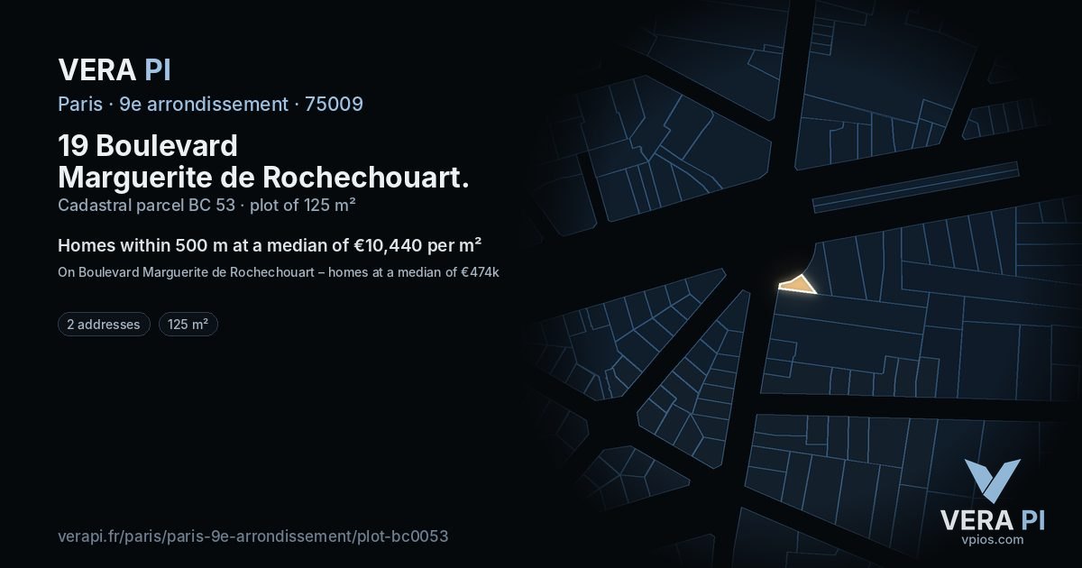 19 Boulevard Marguerite de Rochechouart, 9e arrondissement at night – the plot lit, the parcels around coloured by the prices near them