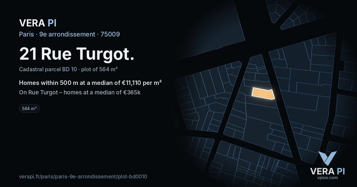 21 Rue Turgot, 9e arrondissement at night – the plot lit, the parcels around coloured by the prices near them