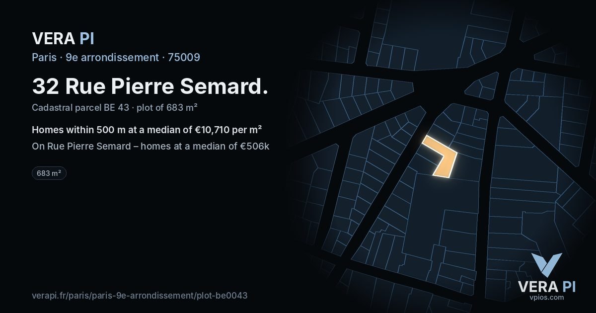 32 Rue Pierre Semard, 9e arrondissement at night – the plot lit, the parcels around coloured by the prices near them