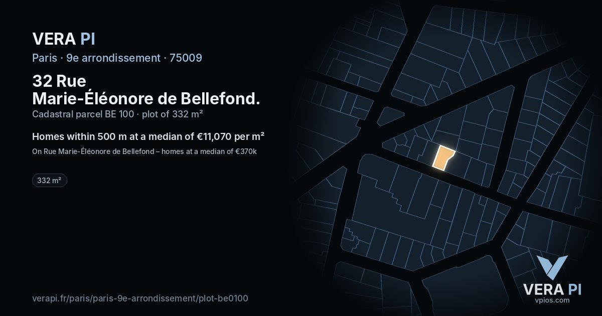 32 Rue Marie-Éléonore de Bellefond, 9e arrondissement at night – the plot lit, the parcels around coloured by the prices near them
