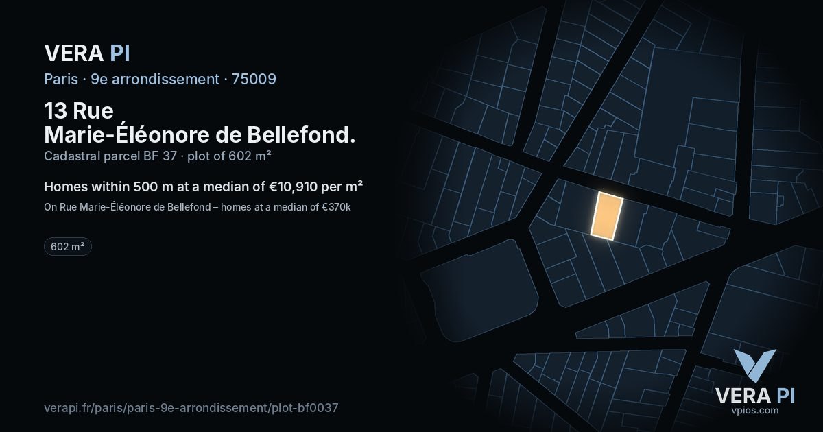 13 Rue Marie-Éléonore de Bellefond, 9e arrondissement at night – the plot lit, the parcels around coloured by the prices near them