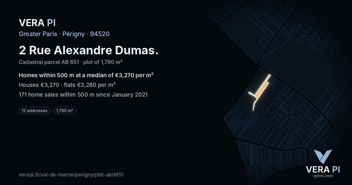 2 Rue Alexandre Dumas, Périgny at night – the plot lit, the parcels around coloured by the prices near them