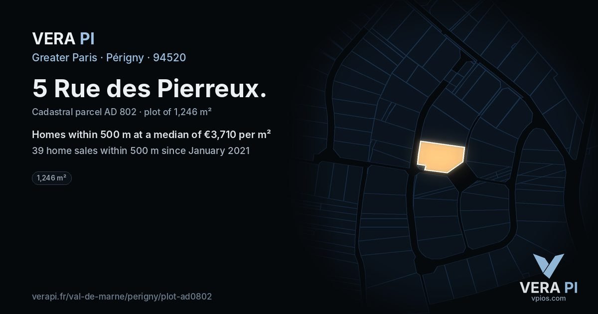 5 Rue des Pierreux, Périgny at night – the plot lit, the parcels around coloured by the prices near them