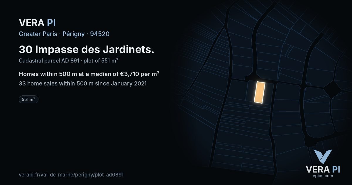 30 Impasse des Jardinets, Périgny at night – the plot lit, the parcels around coloured by the prices near them
