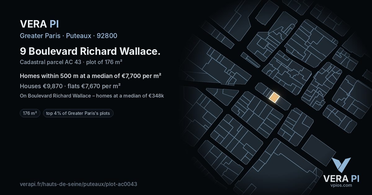 9 Boulevard Richard Wallace, Puteaux at night – the plot lit, the parcels around coloured by the prices near them