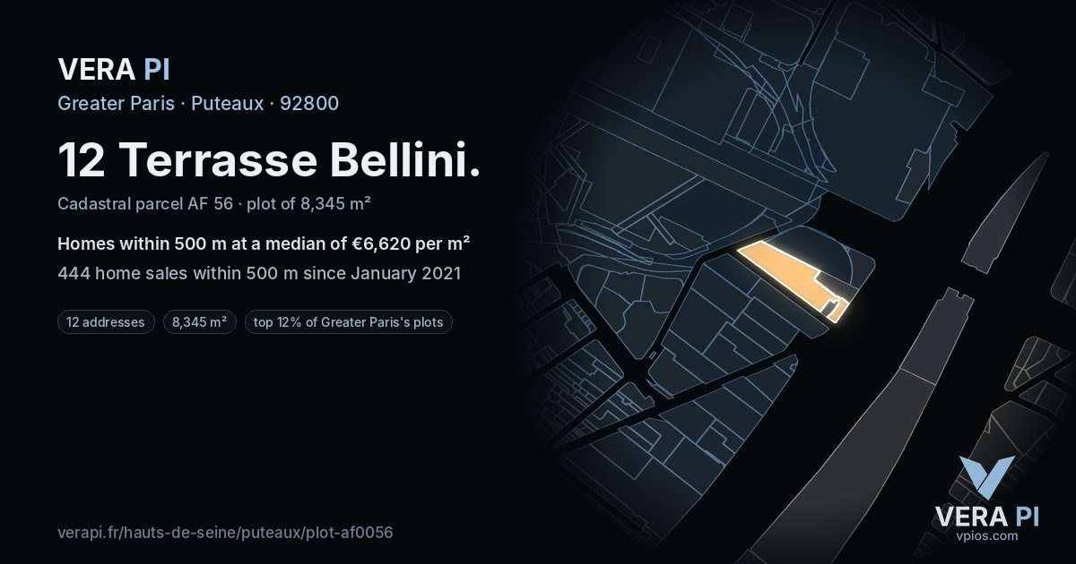 12 Terrasse Bellini, Puteaux at night – the plot lit, the parcels around coloured by the prices near them