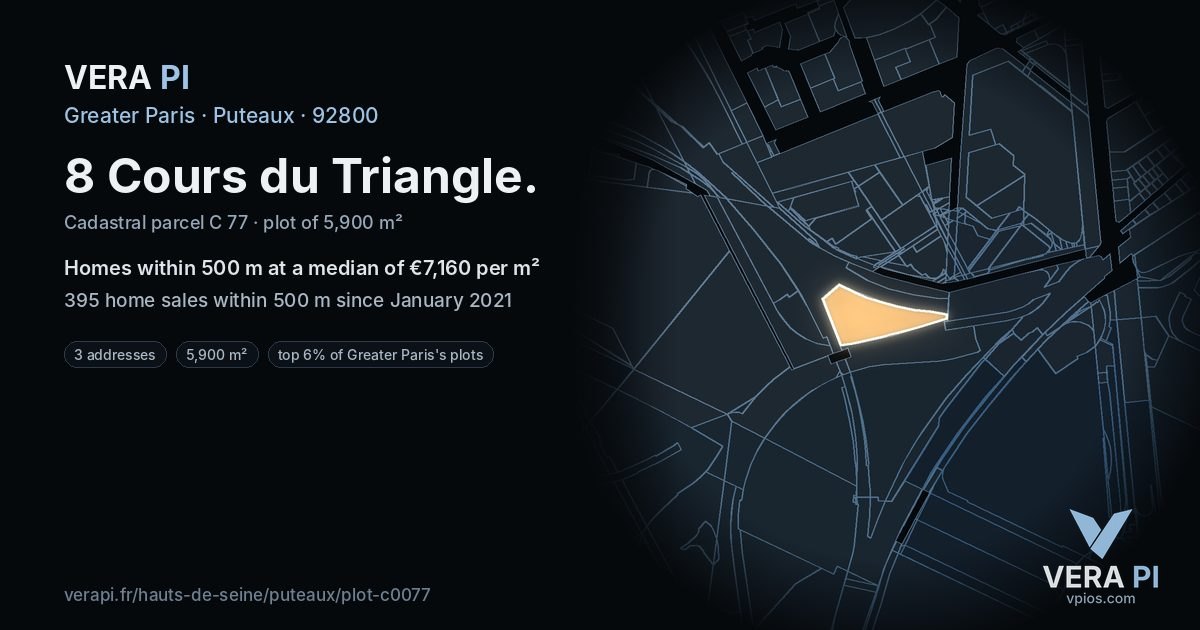 8 Cours du Triangle, Puteaux at night – the plot lit, the parcels around coloured by the prices near them