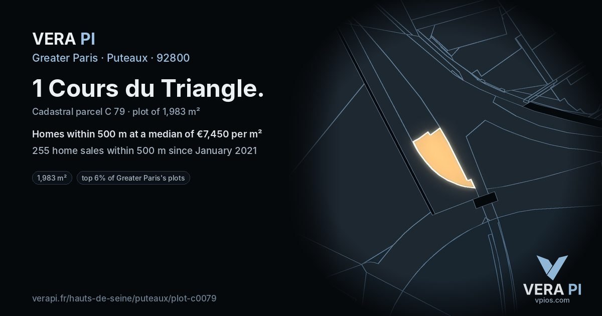 1 Cours du Triangle, Puteaux at night – the plot lit, the parcels around coloured by the prices near them