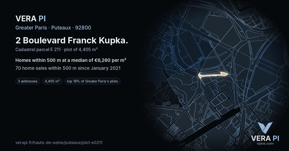 2 Boulevard Franck Kupka, Puteaux at night – the plot lit, the parcels around coloured by the prices near them