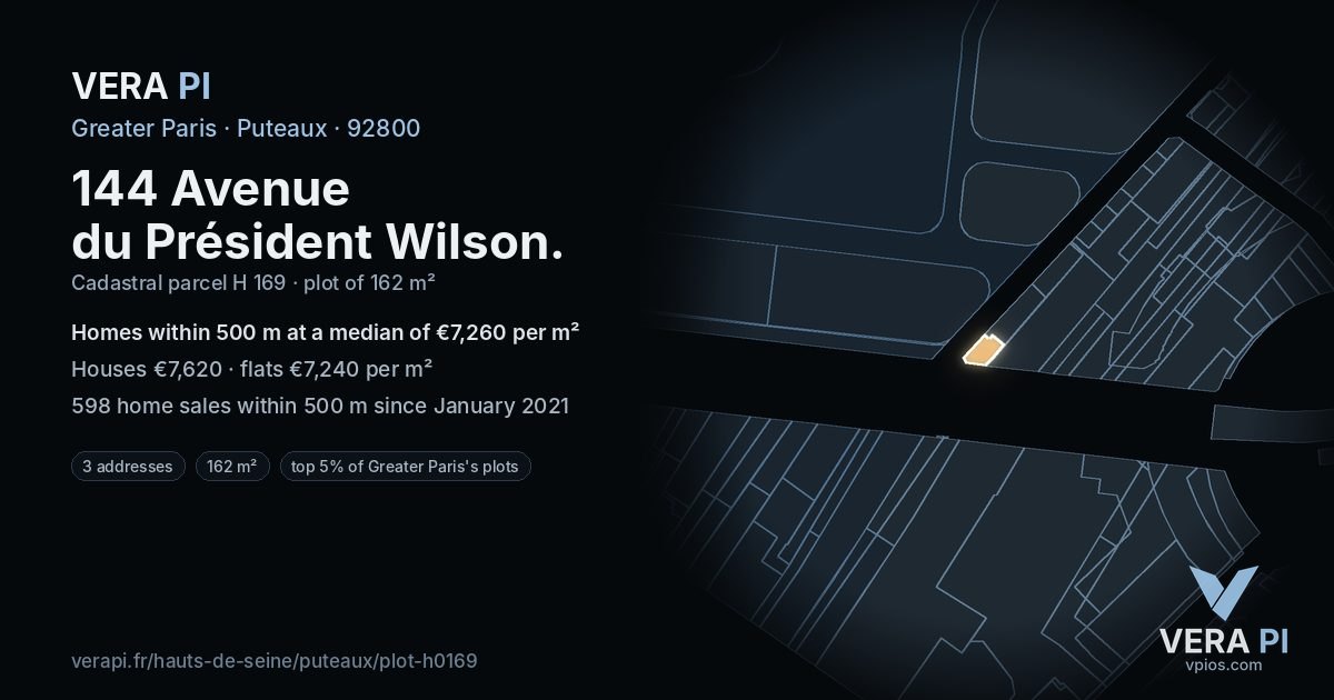 144 Avenue du Président Wilson, Puteaux at night – the plot lit, the parcels around coloured by the prices near them