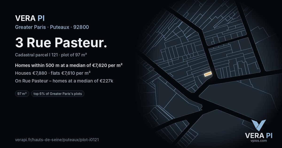 3 Rue Pasteur, Puteaux at night – the plot lit, the parcels around coloured by the prices near them