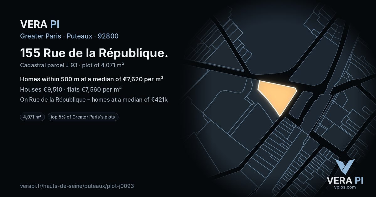 155 Rue de la République, Puteaux at night – the plot lit, the parcels around coloured by the prices near them