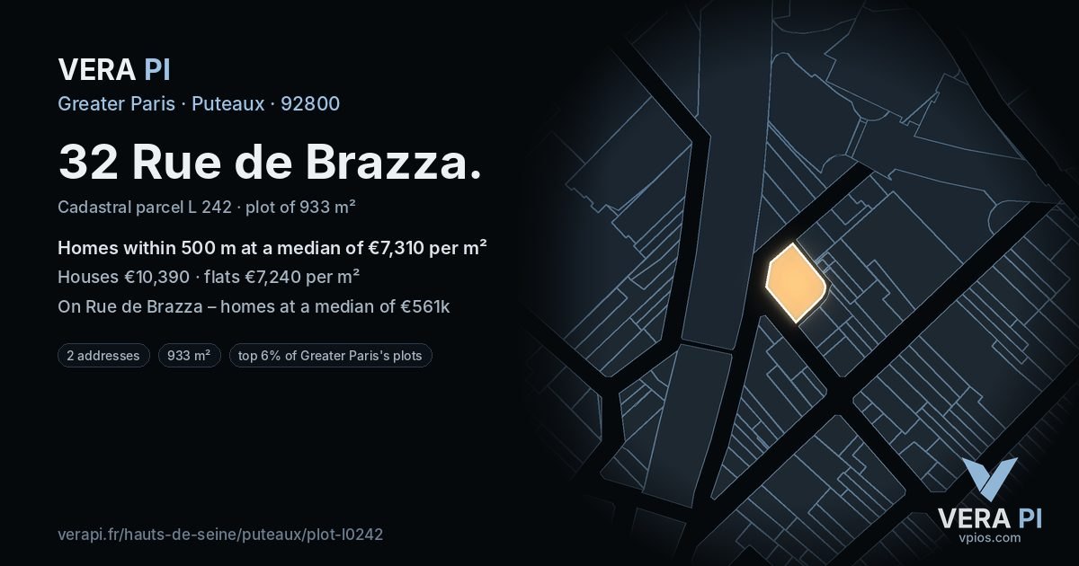 32 Rue de Brazza, Puteaux at night – the plot lit, the parcels around coloured by the prices near them