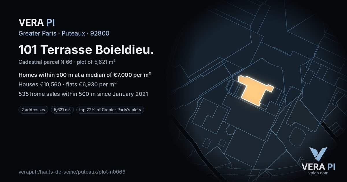101 Terrasse Boieldieu, Puteaux at night – the plot lit, the parcels around coloured by the prices near them