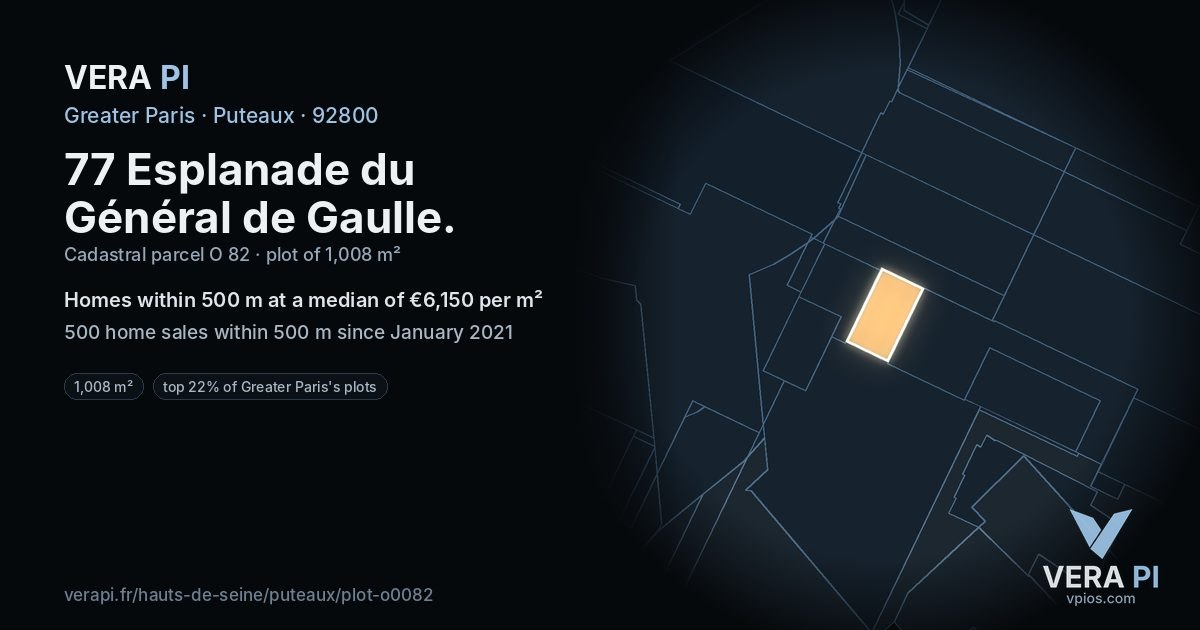 77 Esplanade du Général de Gaulle, Puteaux at night – the plot lit, the parcels around coloured by the prices near them