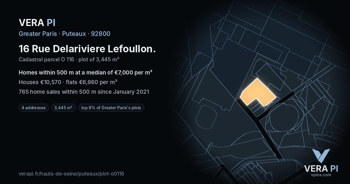 16 Rue Delariviere Lefoullon, Puteaux at night – the plot lit, the parcels around coloured by the prices near them