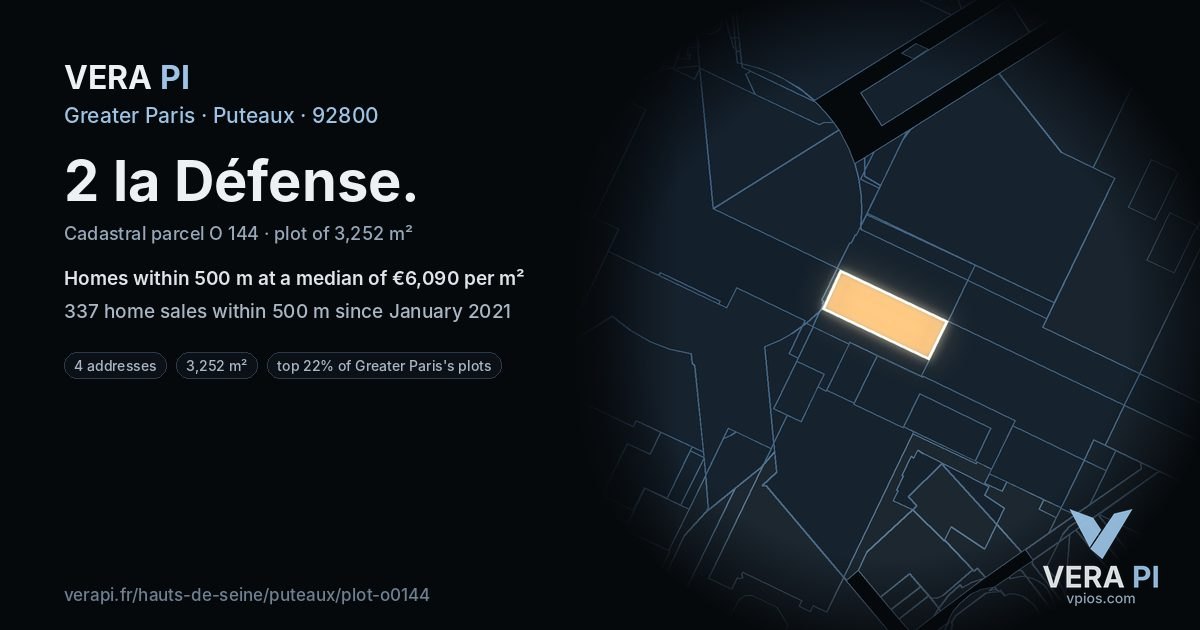 2 la Défense, Puteaux at night – the plot lit, the parcels around coloured by the prices near them