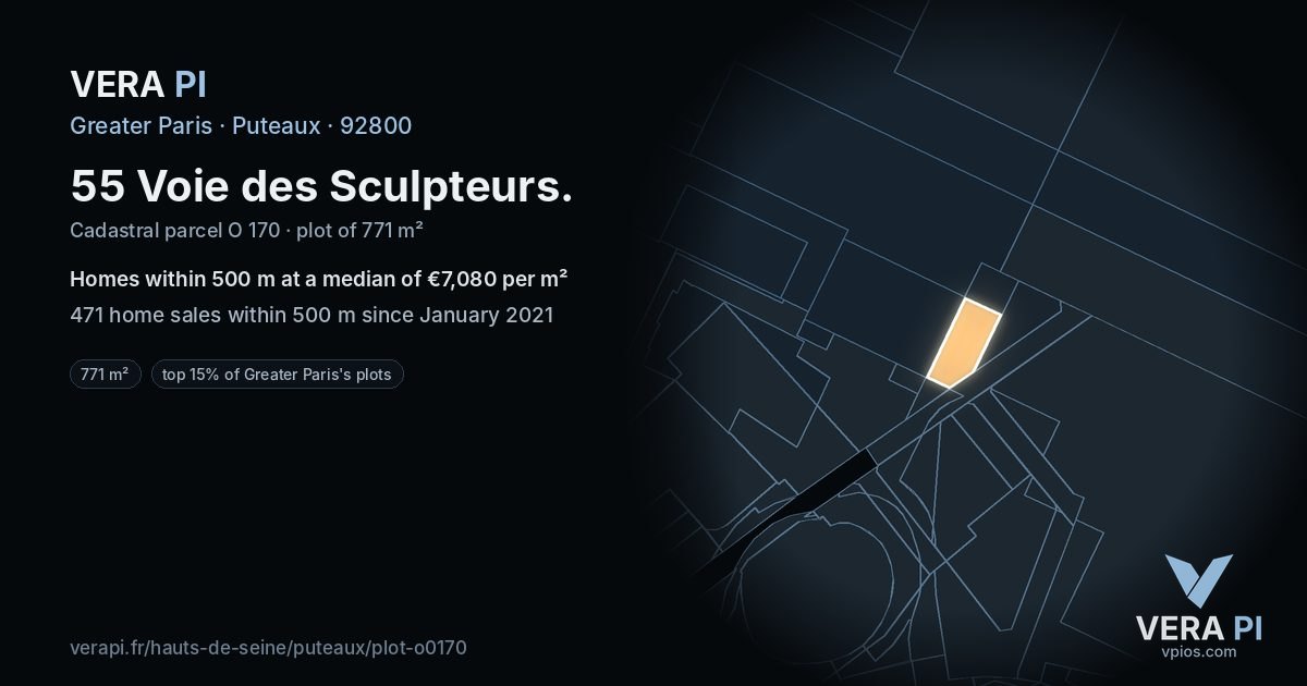 55 Voie des Sculpteurs, Puteaux at night – the plot lit, the parcels around coloured by the prices near them