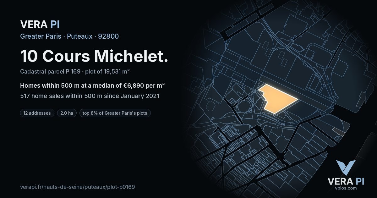 10 Cours Michelet, Puteaux at night – the plot lit, the parcels around coloured by the prices near them