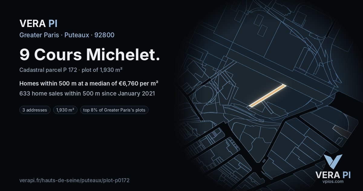 9 Cours Michelet, Puteaux at night – the plot lit, the parcels around coloured by the prices near them